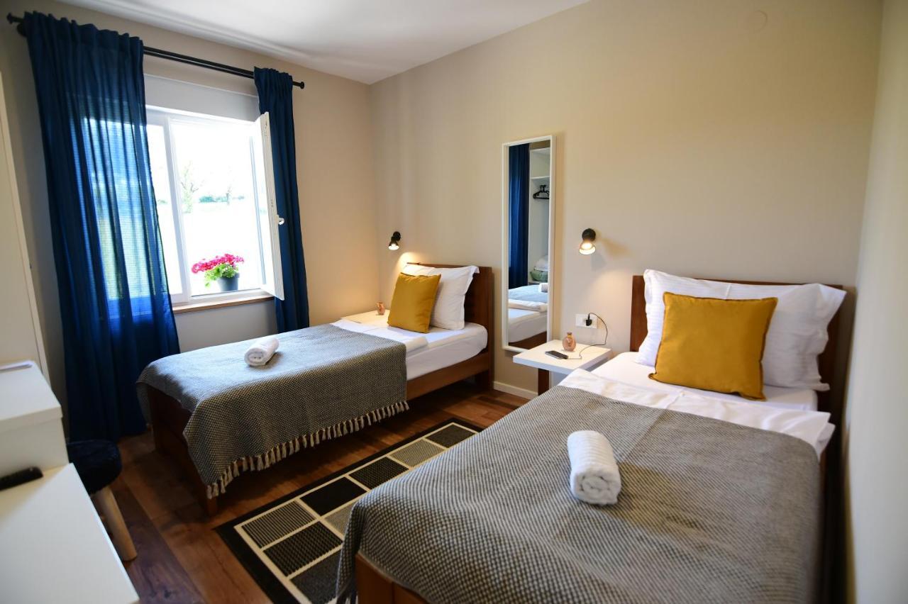 Apartmani Zagi Rakovica Exteriér fotografie