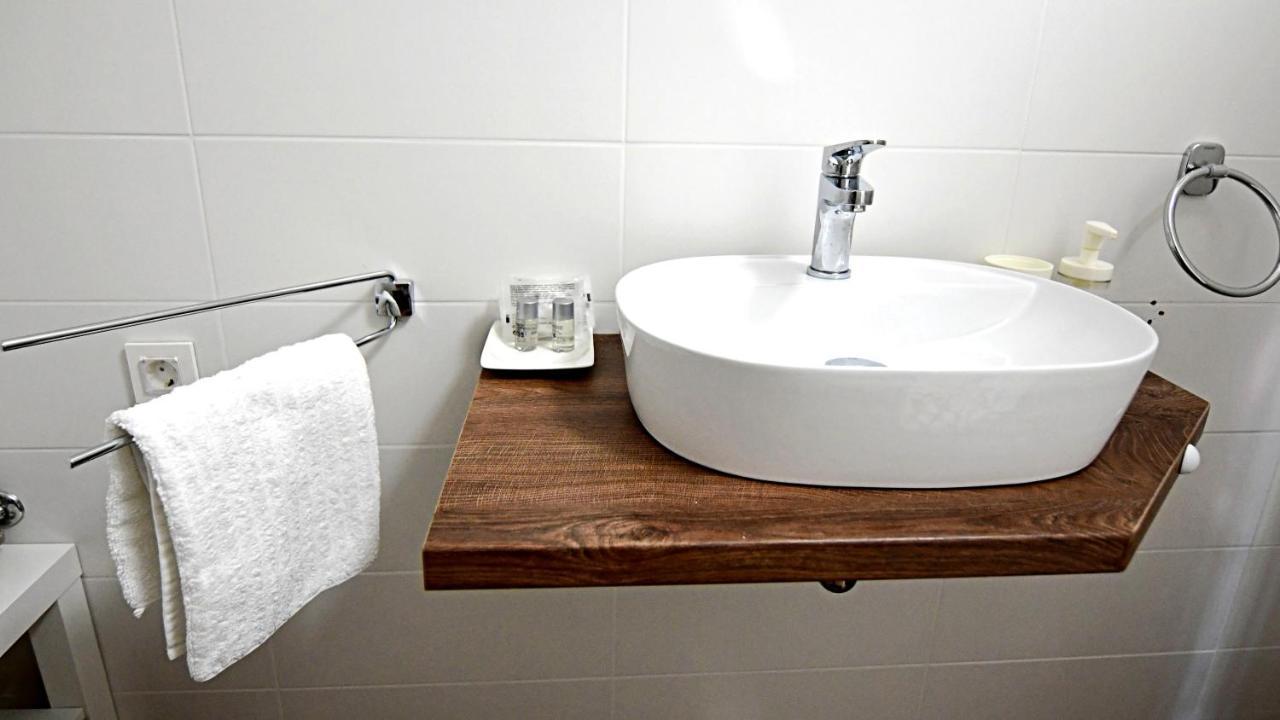 Apartmani Zagi Rakovica Exteriér fotografie