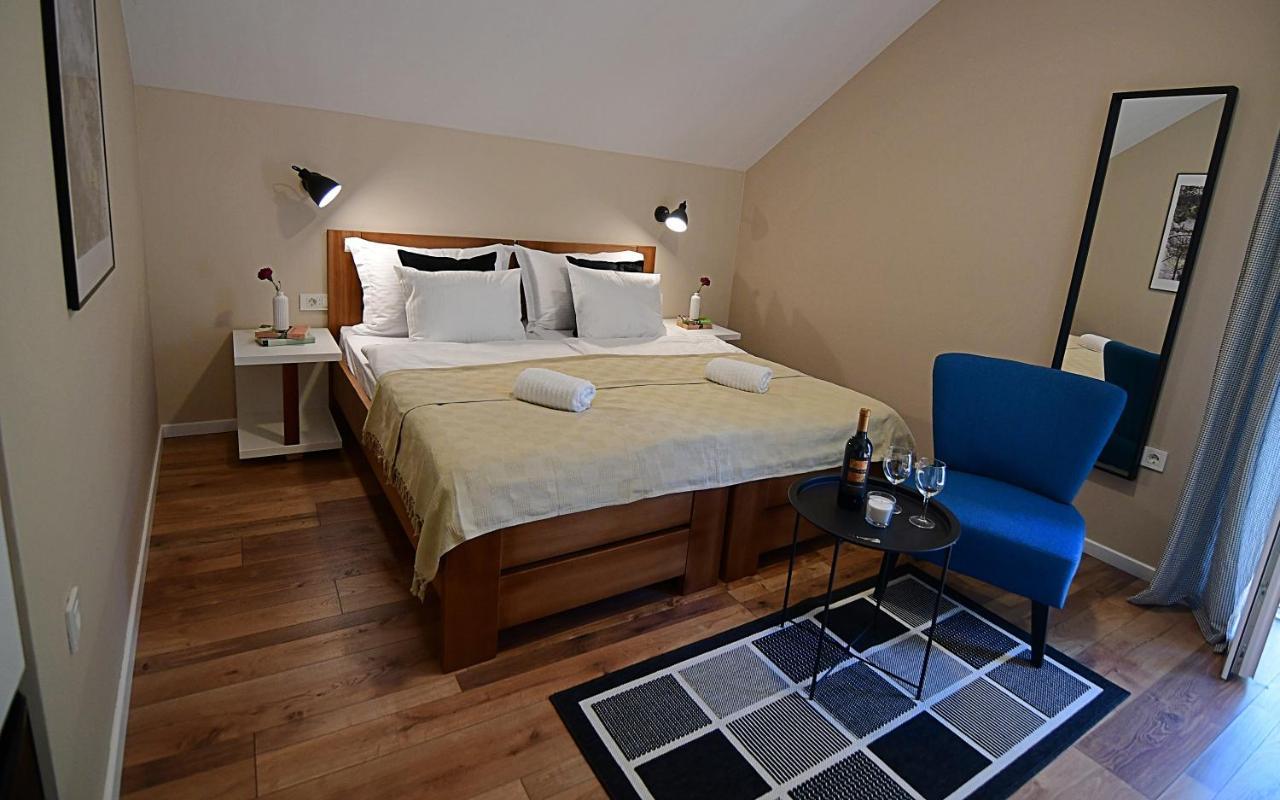 Apartmani Zagi Rakovica Exteriér fotografie