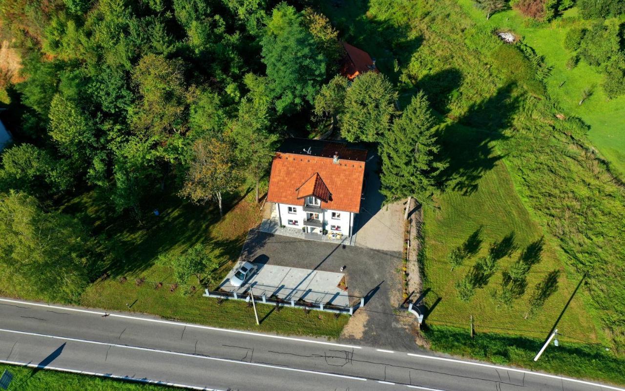 Apartmani Zagi Rakovica Exteriér fotografie