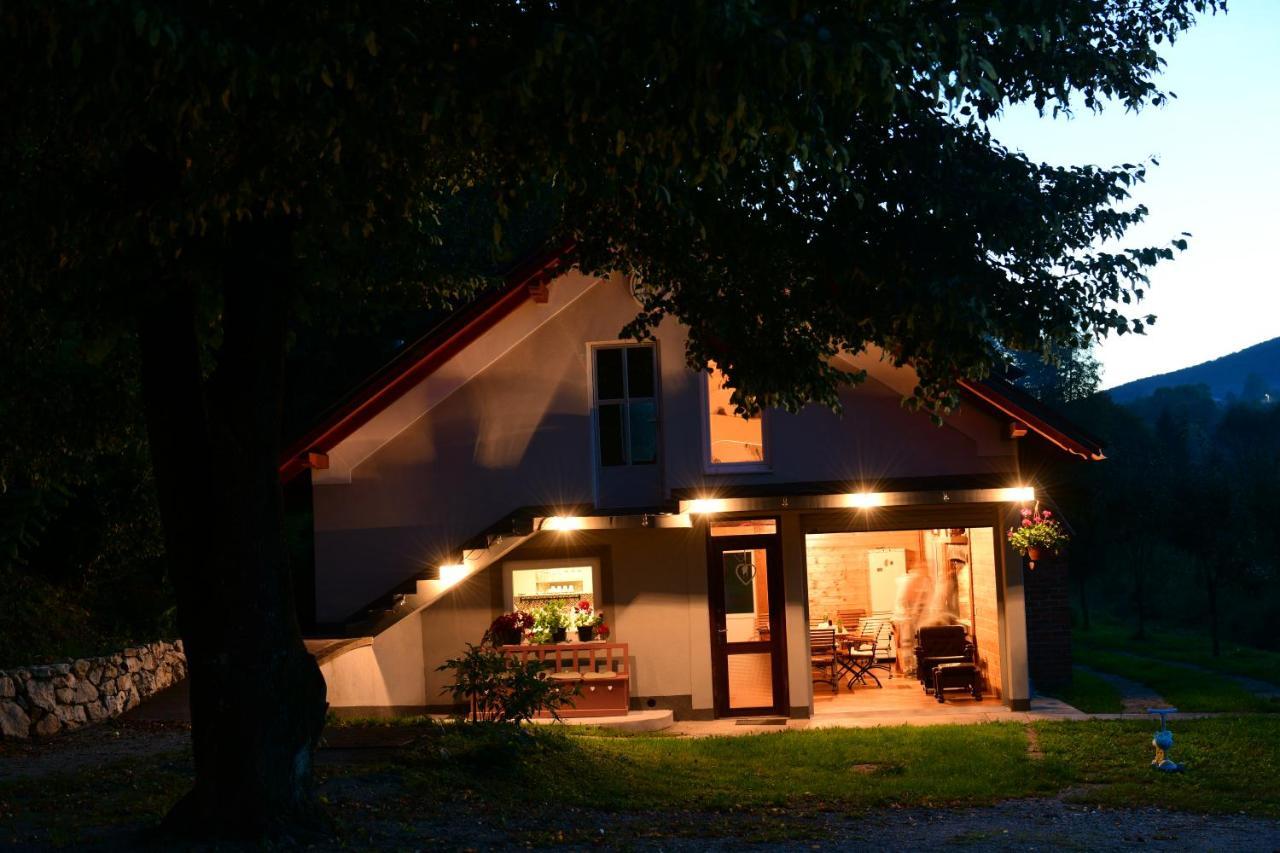 Apartmani Zagi Rakovica Exteriér fotografie