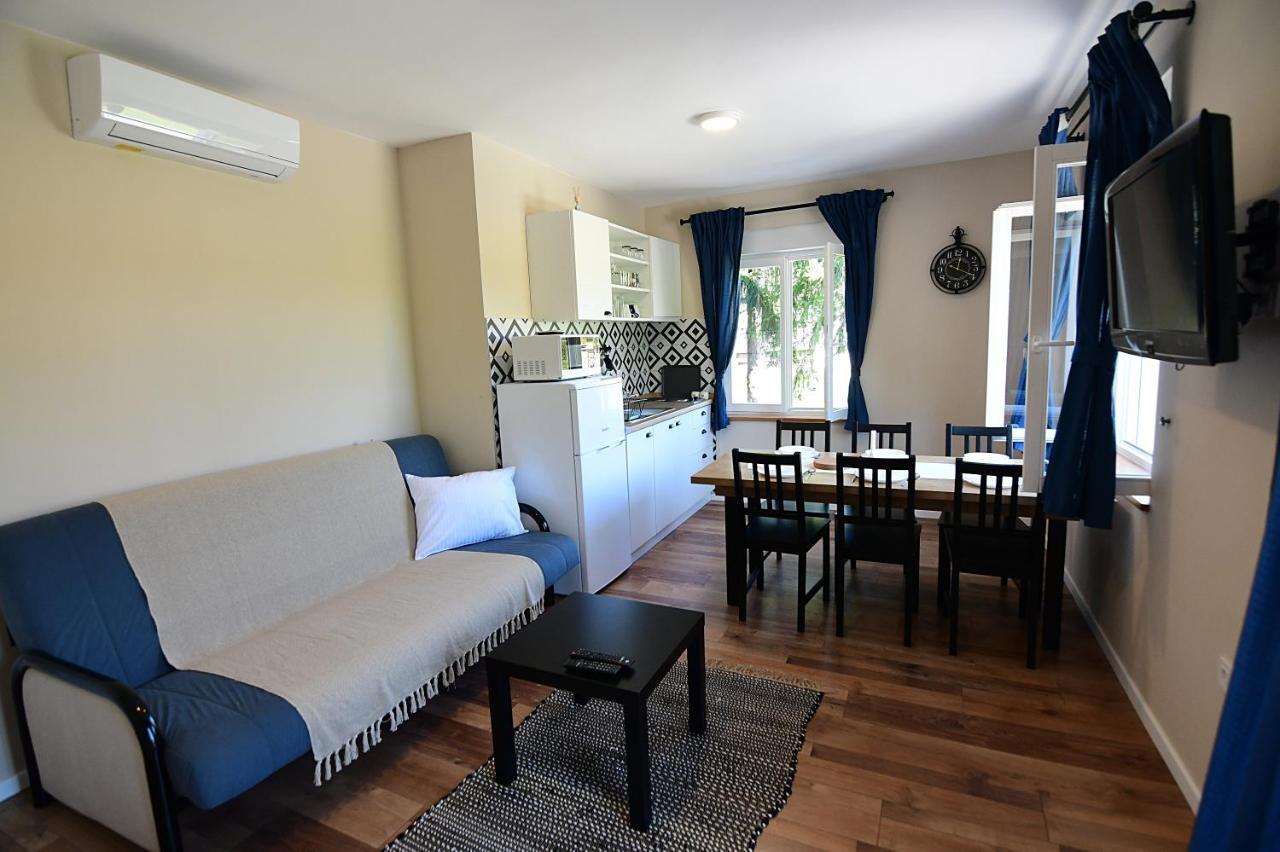 Apartmani Zagi Rakovica Exteriér fotografie